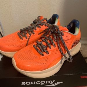 Saucony Endorphin Shift 2